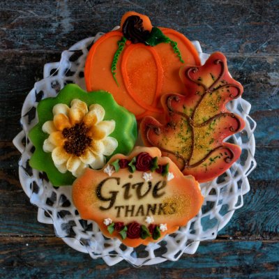 Cutouts (assorted Thanksgiving & autumn designs)